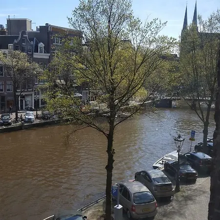 Suites Aan De Singel Nocleg ze śniadaniem