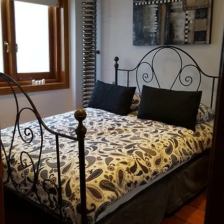 Suites Aan De Singel Bed & Breakfast 3*